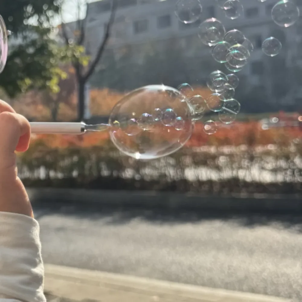 กล่องบุหรี่ตลกสไตล์อินสตาแกรม  - Bubble Machine Outdoor บทวิจารณ์และราคา